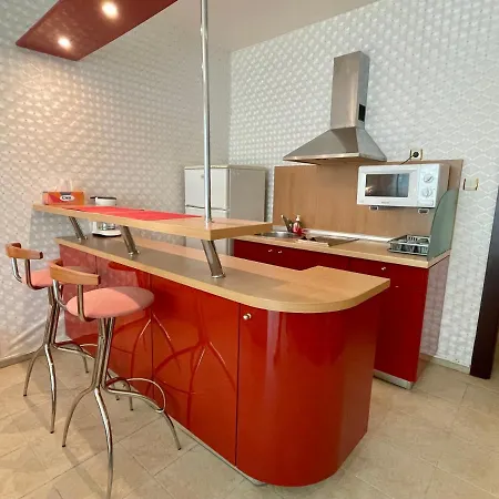 Sunny In Sunny By Flat Mаnаger Apartman *